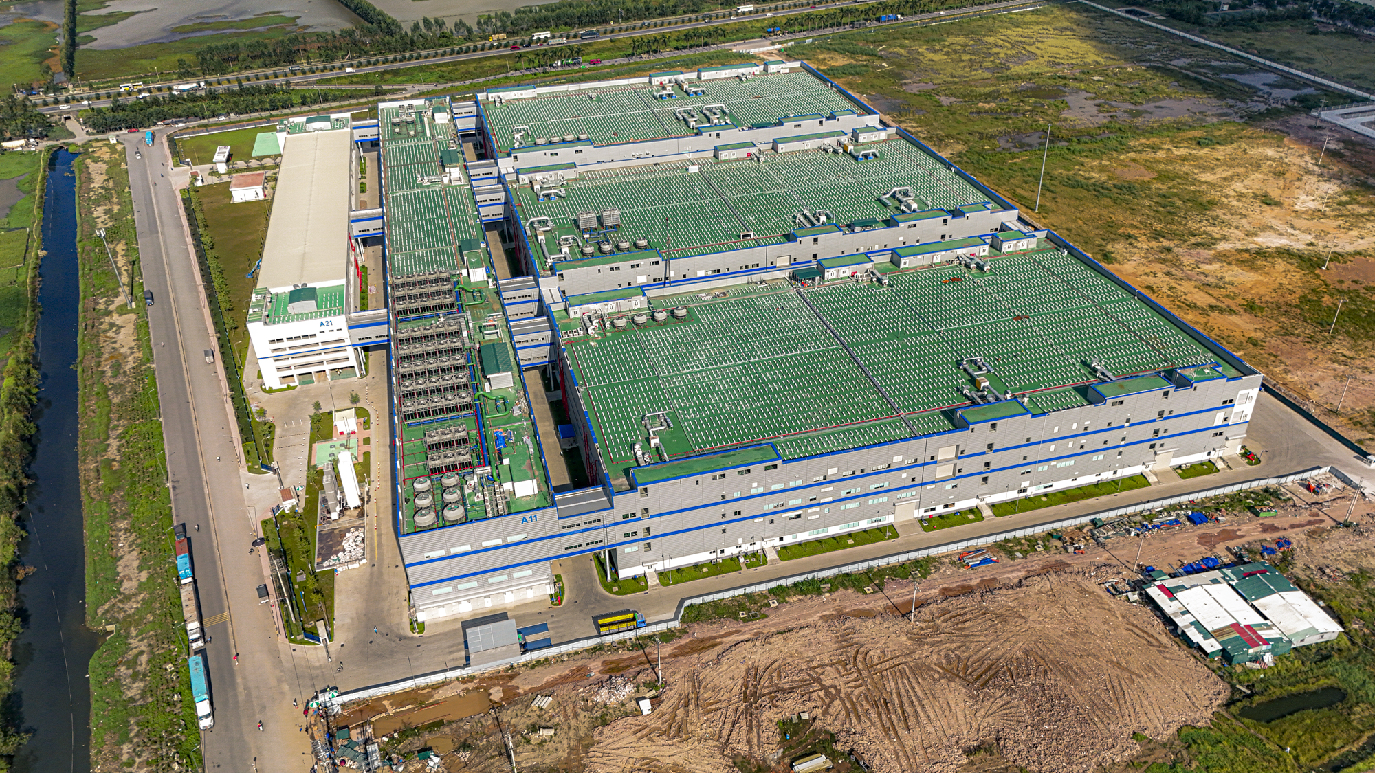 •	Nhà máy Luxshare – Nghệ An, Foxconn – Bắc Giang, Meiko – Hà Nội